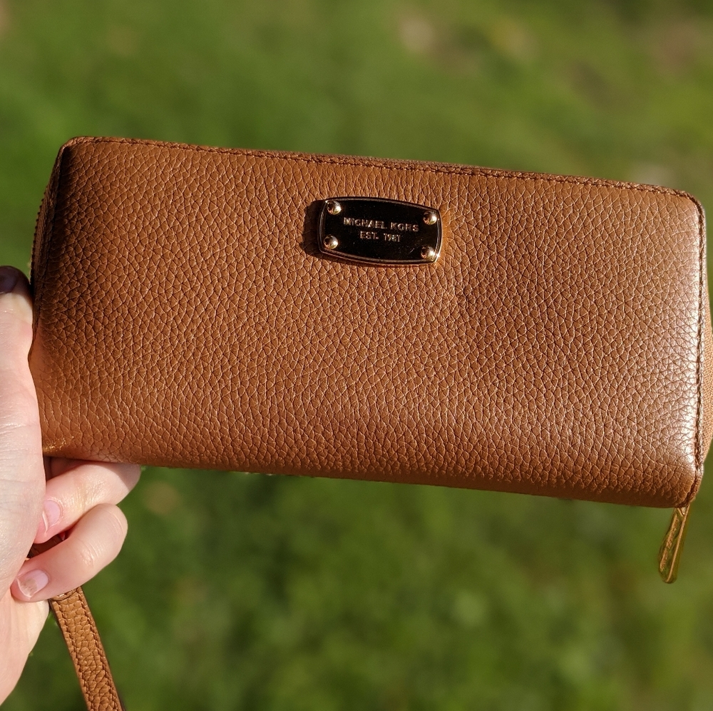 SOLD Michael Kors Zip Wallet